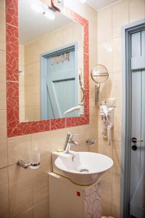 Trapela Areopolis, Boutique Hotel エクステリア 写真