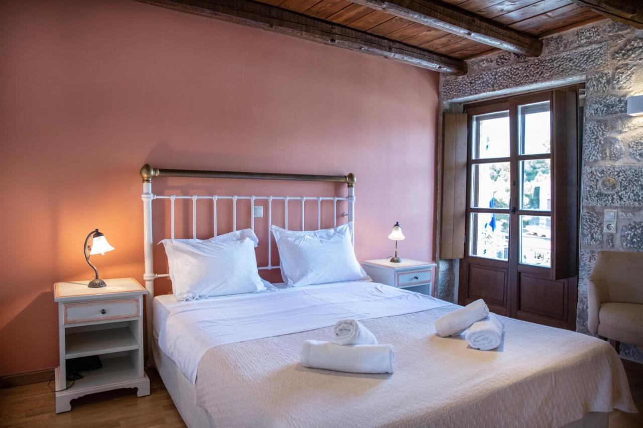 Trapela Areopolis, Boutique Hotel エクステリア 写真