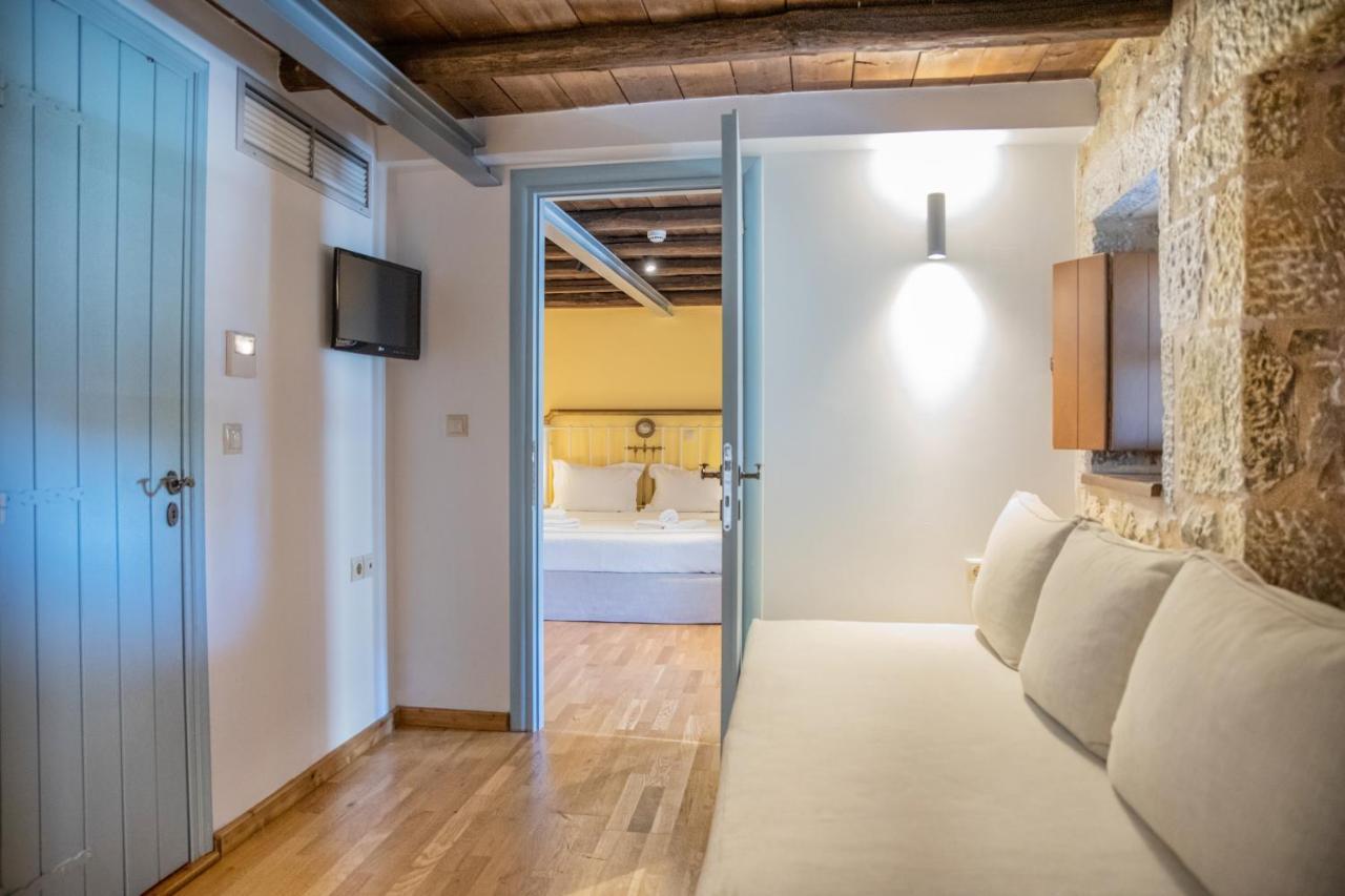 Trapela Areopolis, Boutique Hotel エクステリア 写真