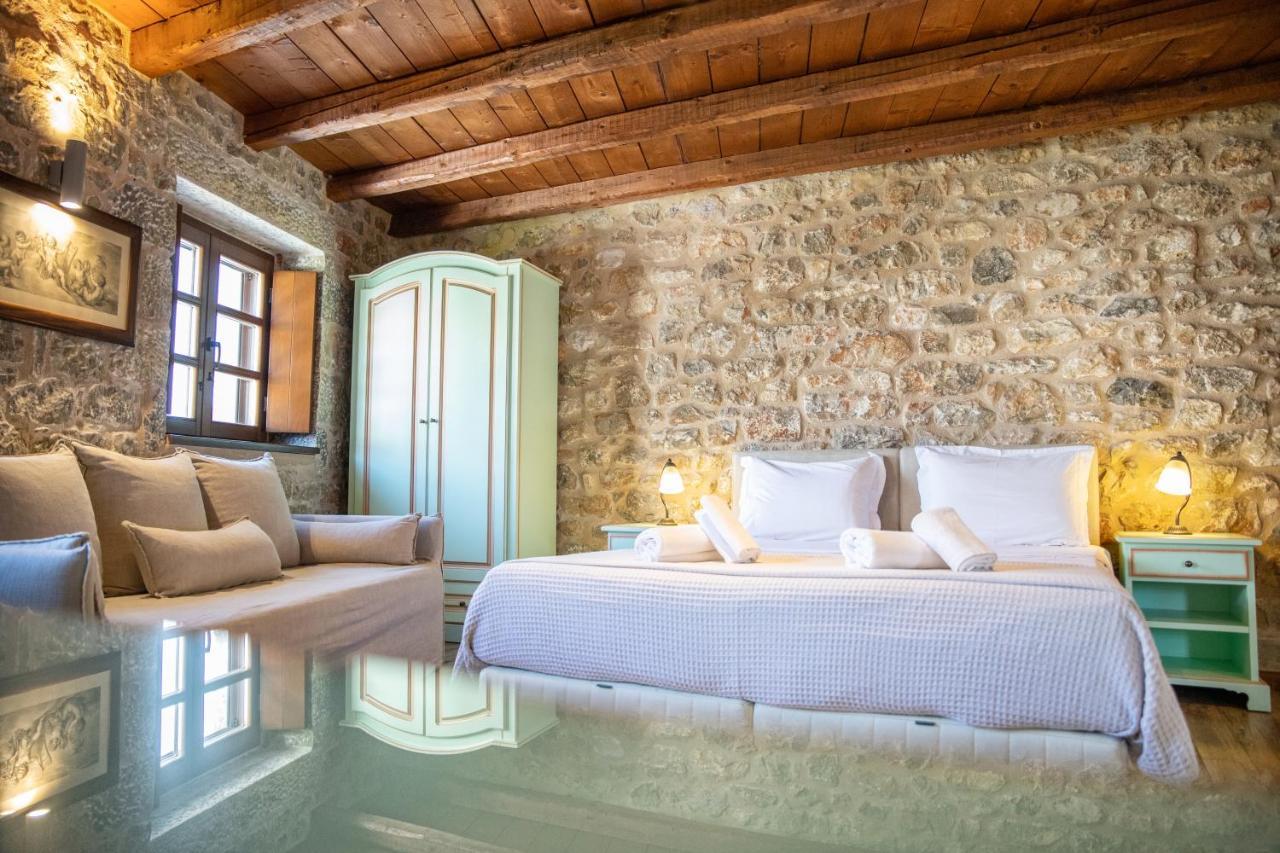 Trapela Areopolis, Boutique Hotel エクステリア 写真