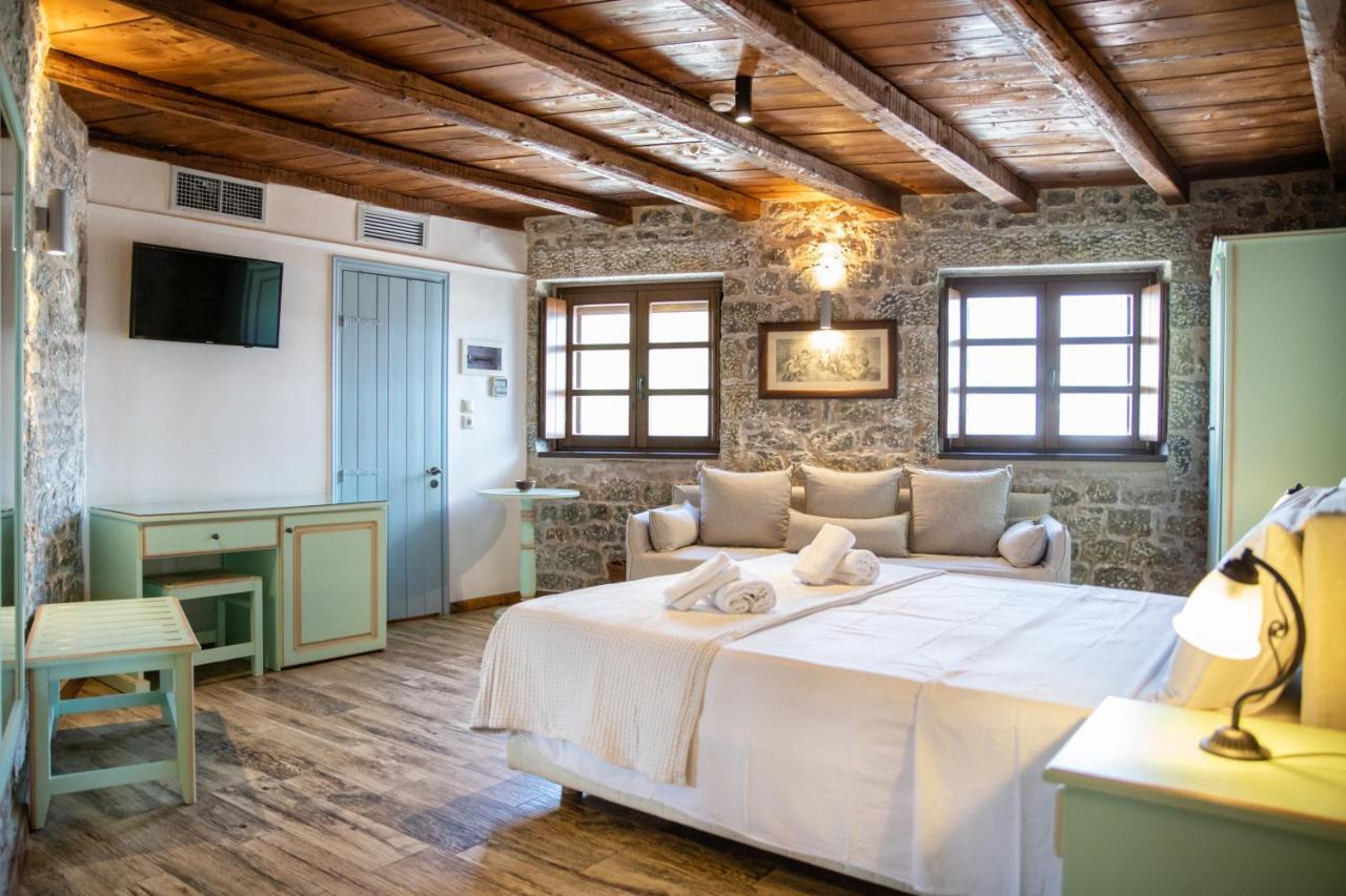 Trapela Areopolis, Boutique Hotel エクステリア 写真