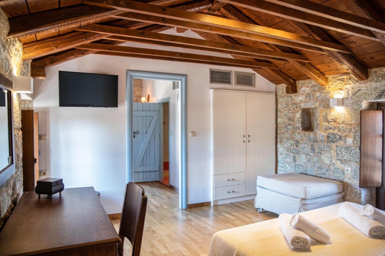 Trapela Areopolis, Boutique Hotel エクステリア 写真