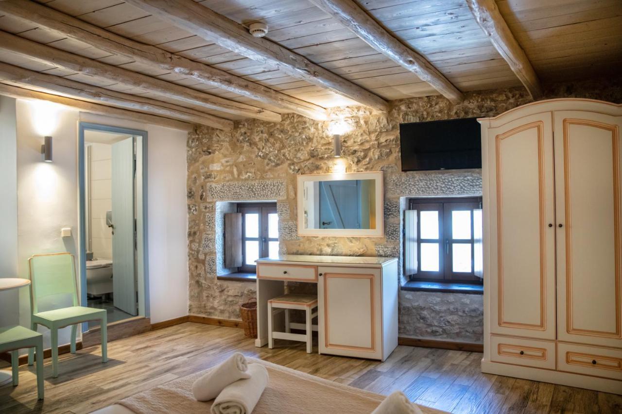 Trapela Areopolis, Boutique Hotel エクステリア 写真