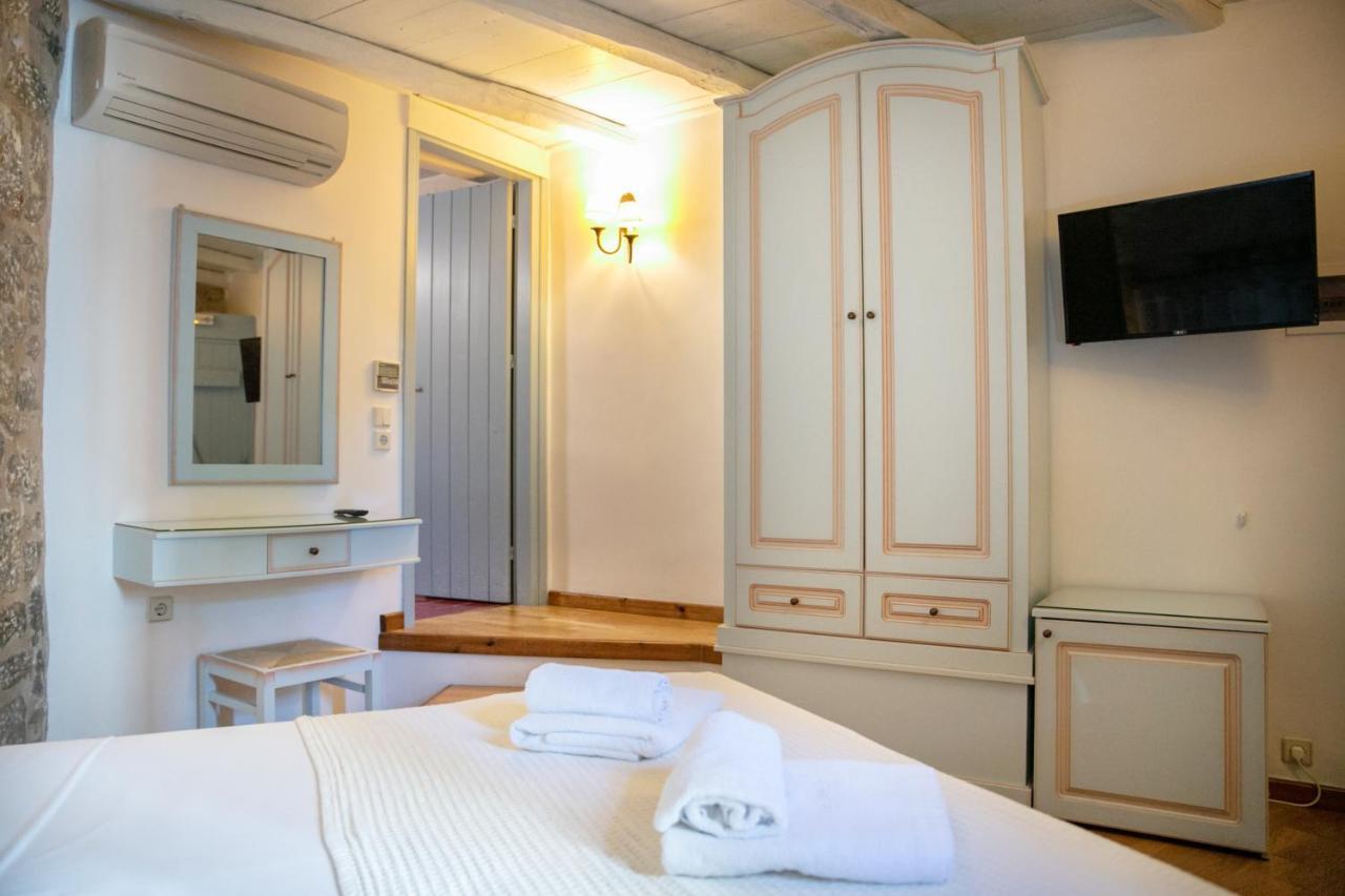 Trapela Areopolis, Boutique Hotel エクステリア 写真