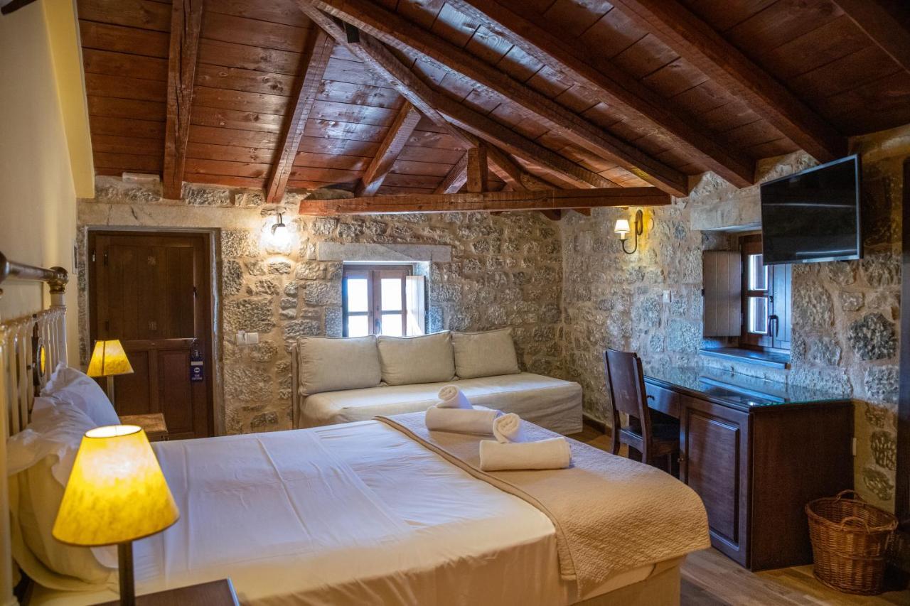 Trapela Areopolis, Boutique Hotel エクステリア 写真