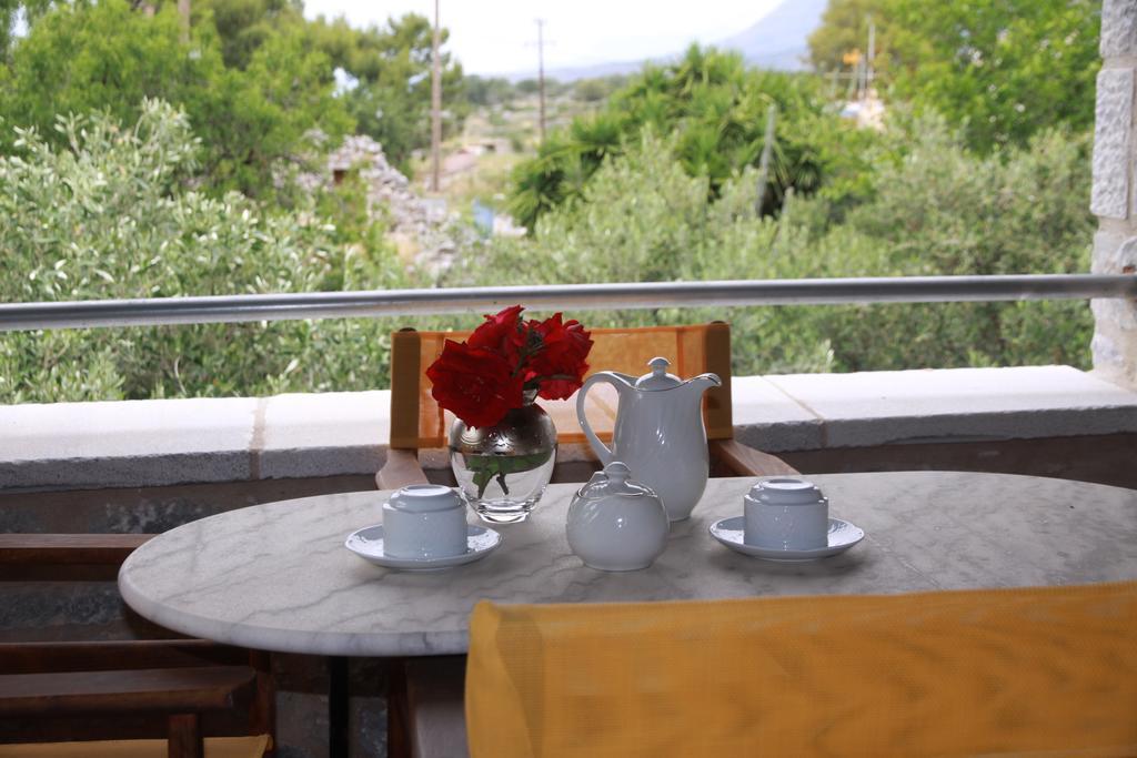 Trapela Areopolis, Boutique Hotel エクステリア 写真