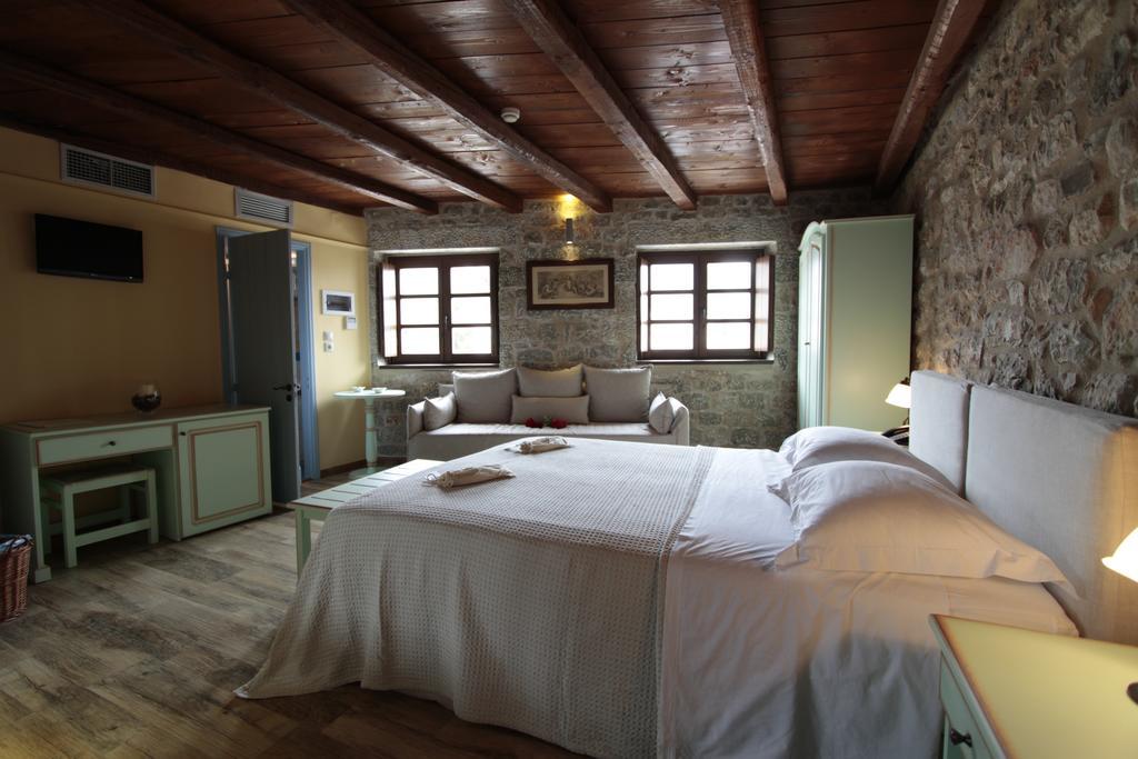 Trapela Areopolis, Boutique Hotel エクステリア 写真