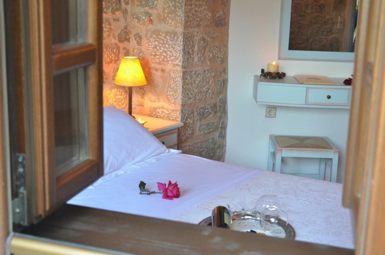 Trapela Areopolis, Boutique Hotel エクステリア 写真